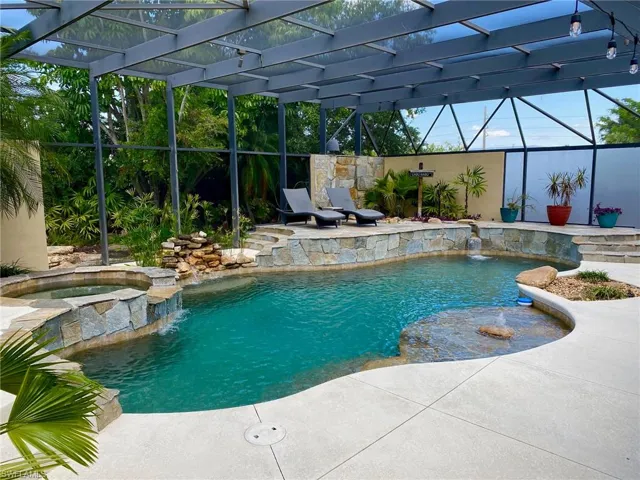 Several water features oxygenate the water.