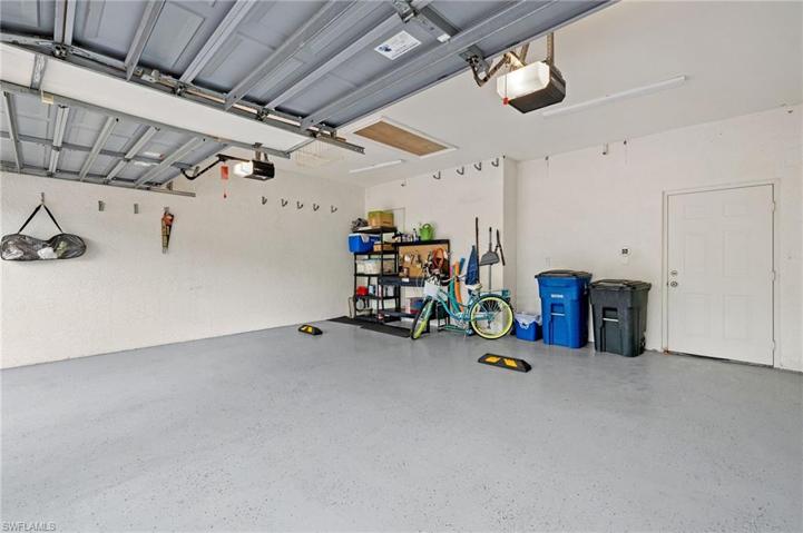 2-Car garage