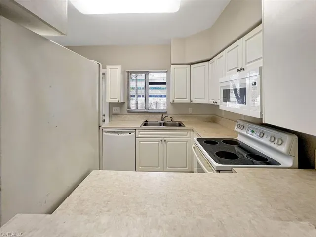 4172 Castilla Cir 105, Fort Myers, Florida 33916