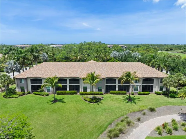 9844  Venezia  CIR, Naples, FL 34113