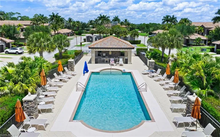 9844  Venezia  CIR, Naples, FL 34113