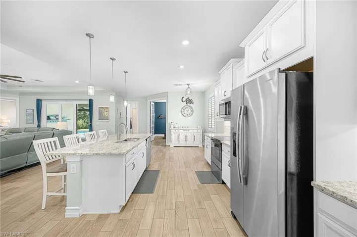 1207 Nw 4th St, Cape Coral, Florida 33993