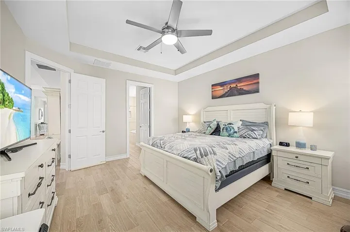 1207 Nw 4th St, Cape Coral, Florida 33993
