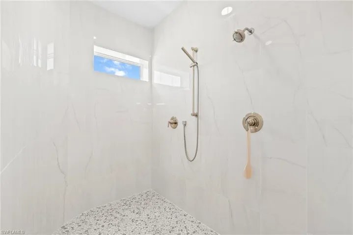 28974  Seton  CT, Bonita Springs, FL 34134
