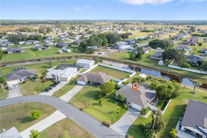 862  Rue Labeau  CIR, Fort Myers, FL 33913