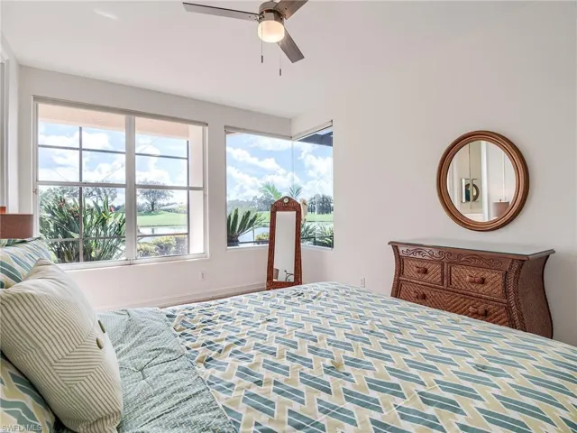 Bedroom with ceiling fan