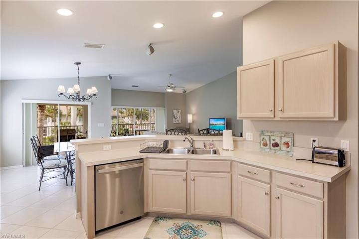 8400  Southbridge  DR, Estero, FL 33967