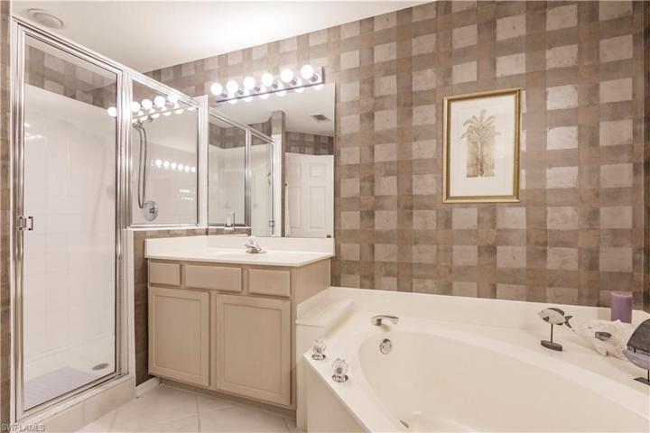 8400  Southbridge  DR, Estero, FL 33967