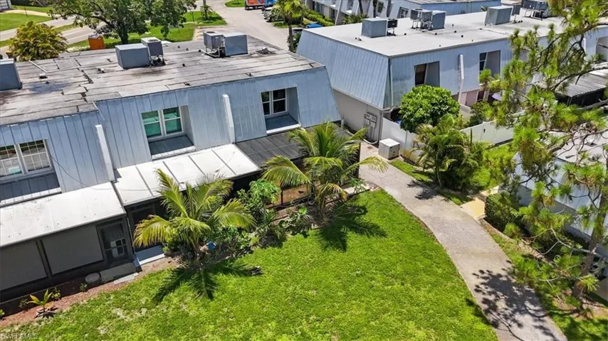 Aerial view of property and surrounding area