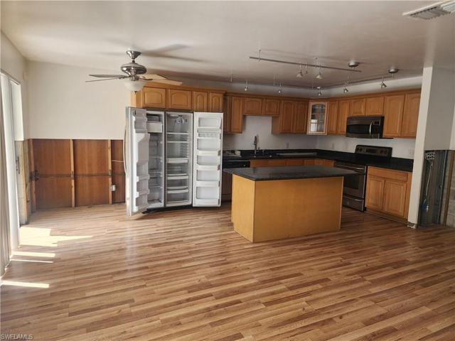Newer kitchen - remodeled and updated
