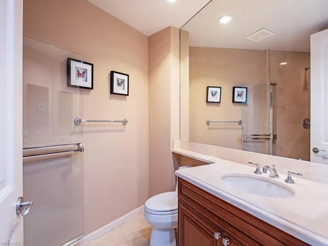 8787 Bay Colony Dr 302, Naples, Florida 34108