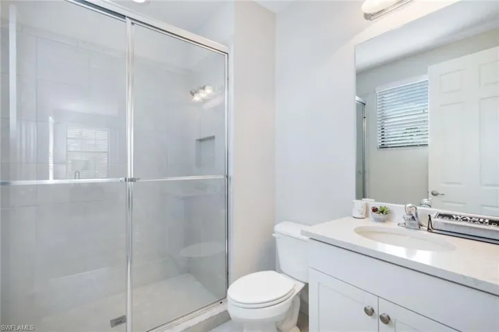 2nd Floor 4th Full Bathroom!