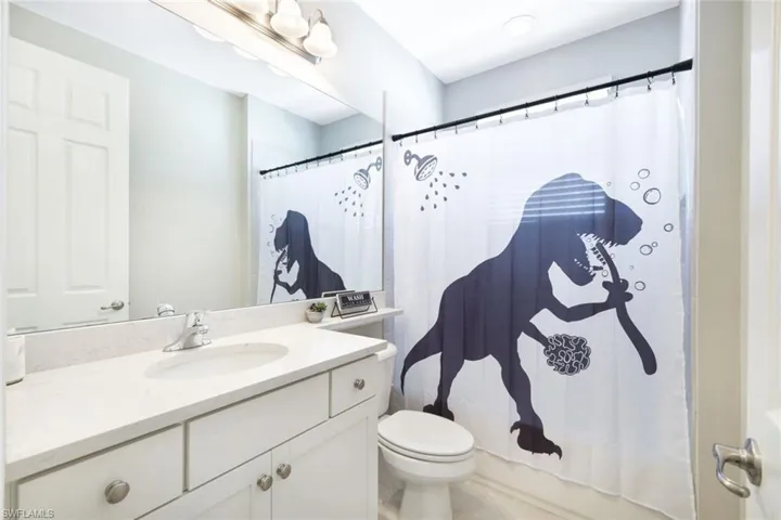 2nd Floor 3rd Full Bathroom!