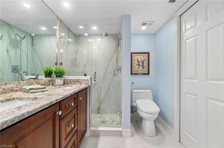 132  Pebble Shores  DR, Naples, FL 34110