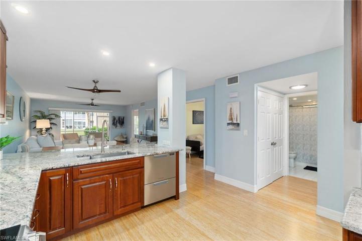 132  Pebble Shores  DR, Naples, FL 34110
