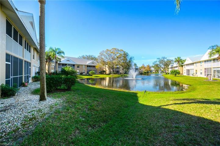 132  Pebble Shores  DR, Naples, FL 34110