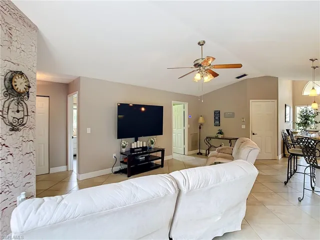 14401 Hampton Lake Ct, Fort Myers, Florida 33908