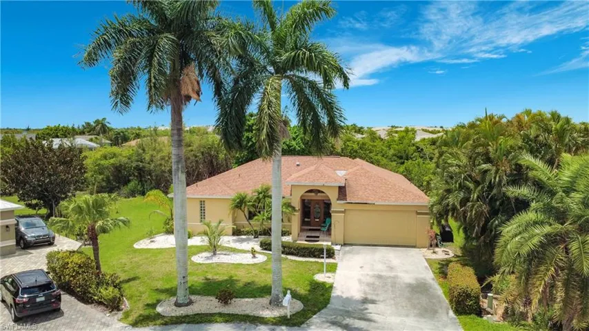 14401 Hampton Lake Ct, Fort Myers, Florida 33908