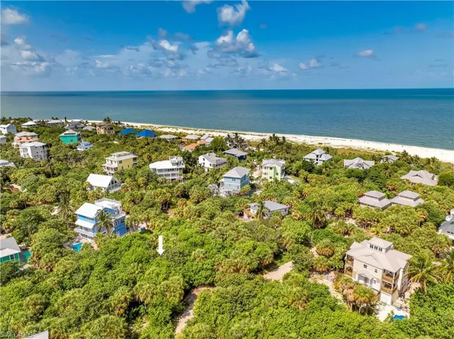 552 Coral Cir, Upper Captiva, Florida 33924