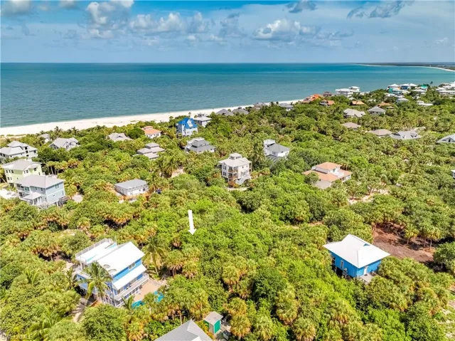 552 Coral Cir, Upper Captiva, Florida 33924