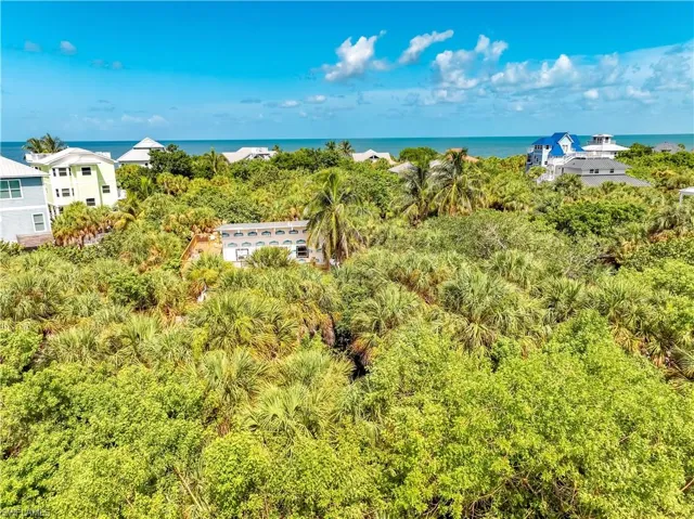 552 Coral Cir, Upper Captiva, Florida 33924