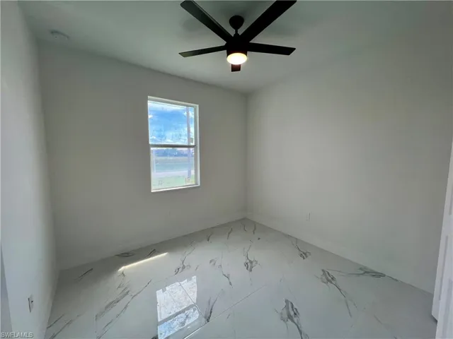 Bedroom with ceiling fan