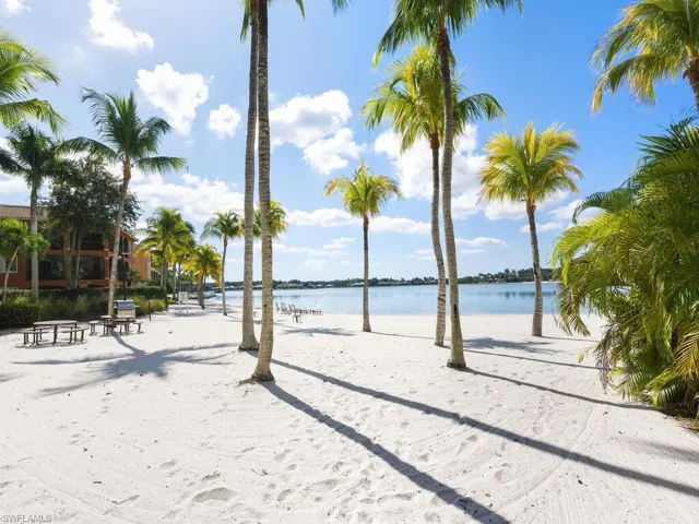 Mirasol beach area