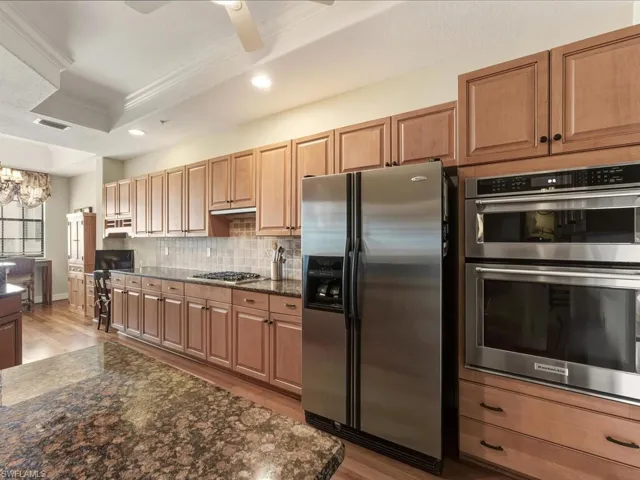 Well designed kitchen for convenience