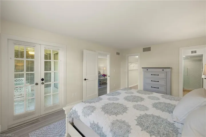 3101 Riviera Dr, Naples, Florida 34103