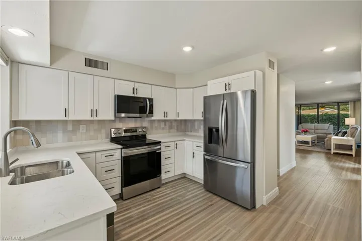 3101 Riviera Dr, Naples, Florida 34103