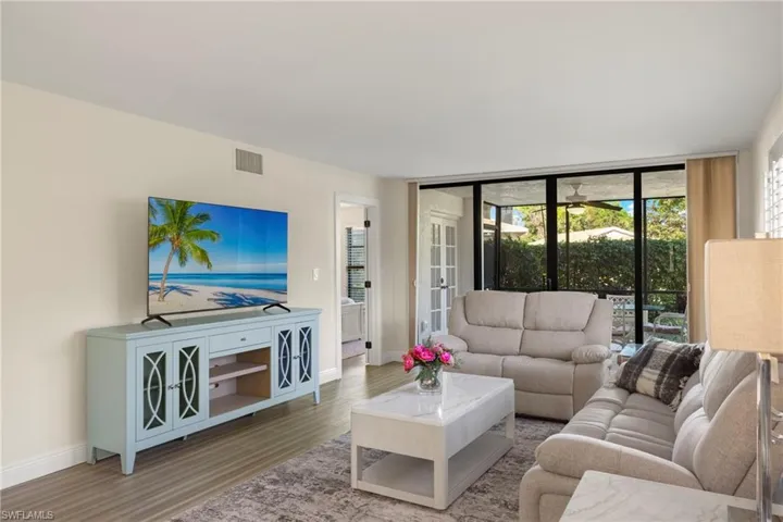 3101 Riviera Dr, Naples, Florida 34103