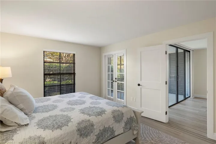 3101 Riviera Dr, Naples, Florida 34103