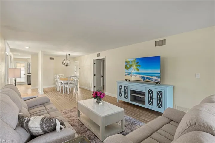 3101 Riviera Dr, Naples, Florida 34103