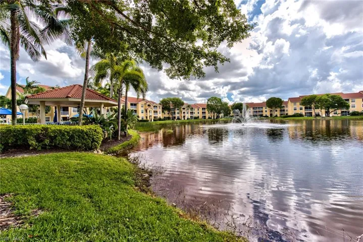 4610 Saint Croix Ln 1016, Naples, Florida 34109