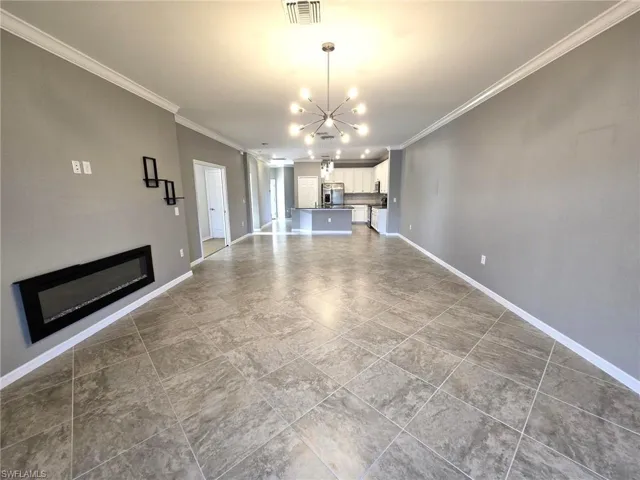 9163 Woodhurst Dr, Naples, Florida 34120
