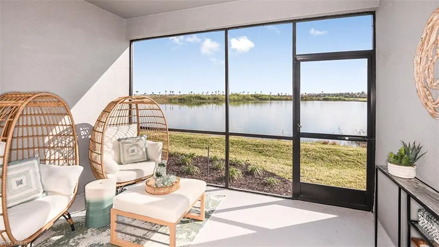 *Featuring a wealth of natural light. Actual condo has a preserve view and is on the 2nd floor.