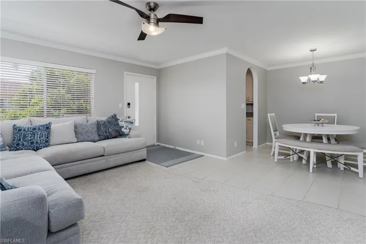 1100 Gulf Shore Blvd N 306, Naples, Florida 34102