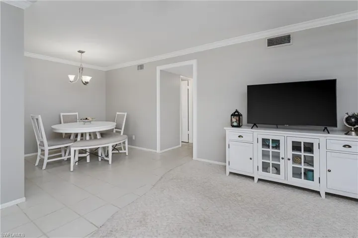 1100 Gulf Shore Blvd N 306, Naples, Florida 34102