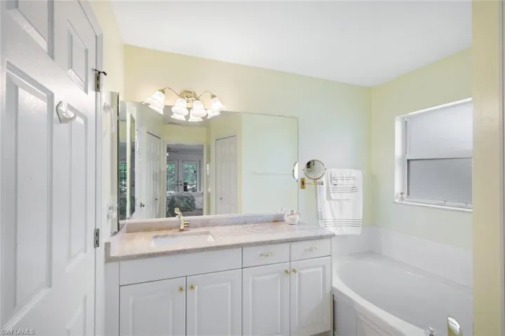 202 SW 36th  TER, Cape Coral, FL 33914