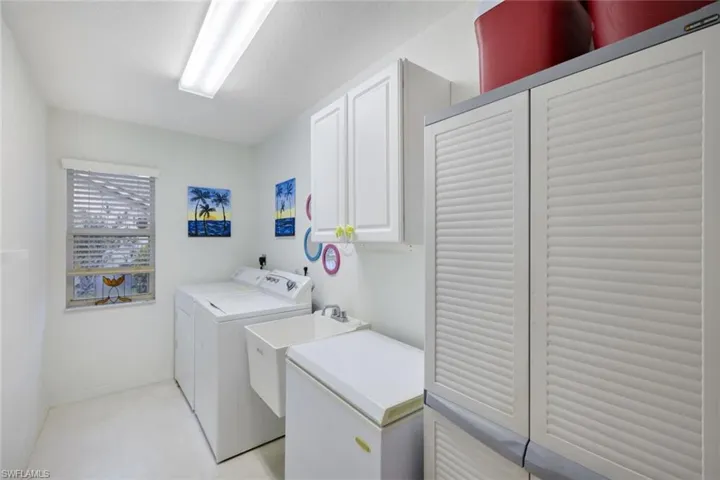 202 SW 36th  TER, Cape Coral, FL 33914