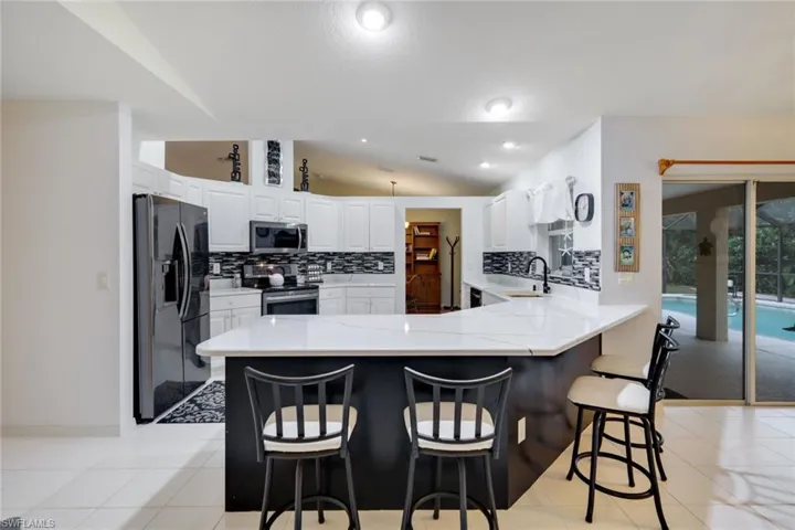 202 SW 36th  TER, Cape Coral, FL 33914