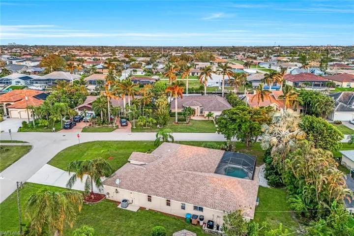 202 SW 36th  TER, Cape Coral, FL 33914