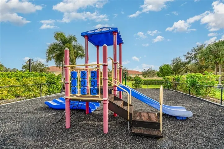 9430  Ivy Brook  RUN, Fort Myers, FL 33913