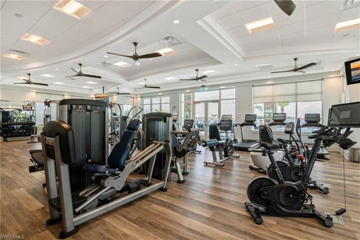 19024 Marquesa DR W, FORT MYERS FL 33913