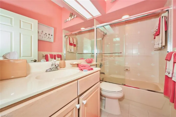 16223 Edgemont Dr, Fort Myers, Florida 33908