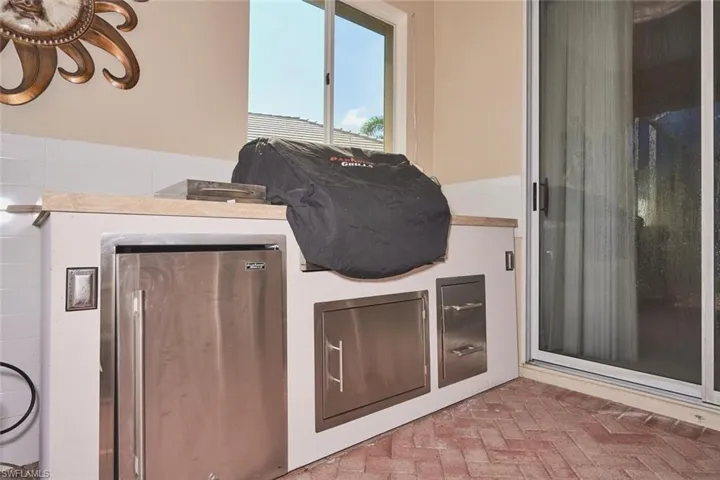 16223 Edgemont Dr, Fort Myers, Florida 33908