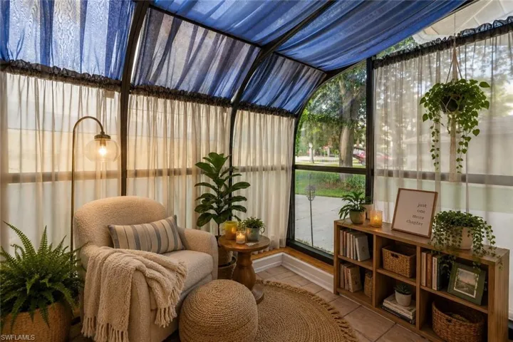 Sun Room - virtually staged