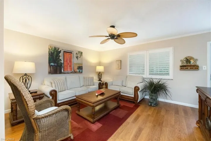 788  Park Shore  DR, Naples, FL 34103