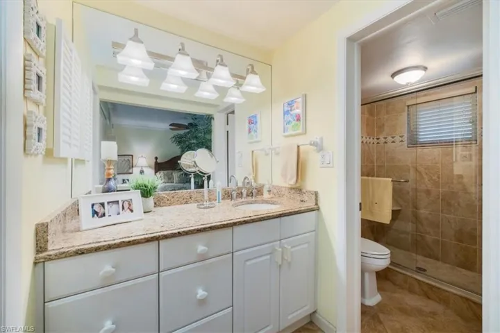 788  Park Shore  DR, Naples, FL 34103