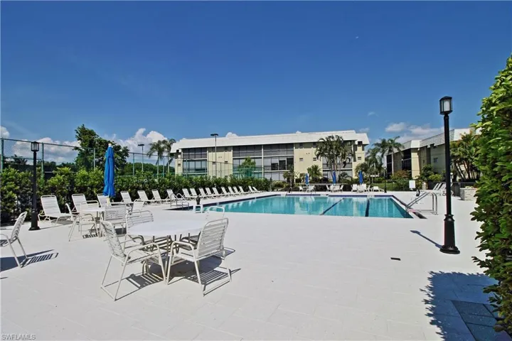 788  Park Shore  DR, Naples, FL 34103